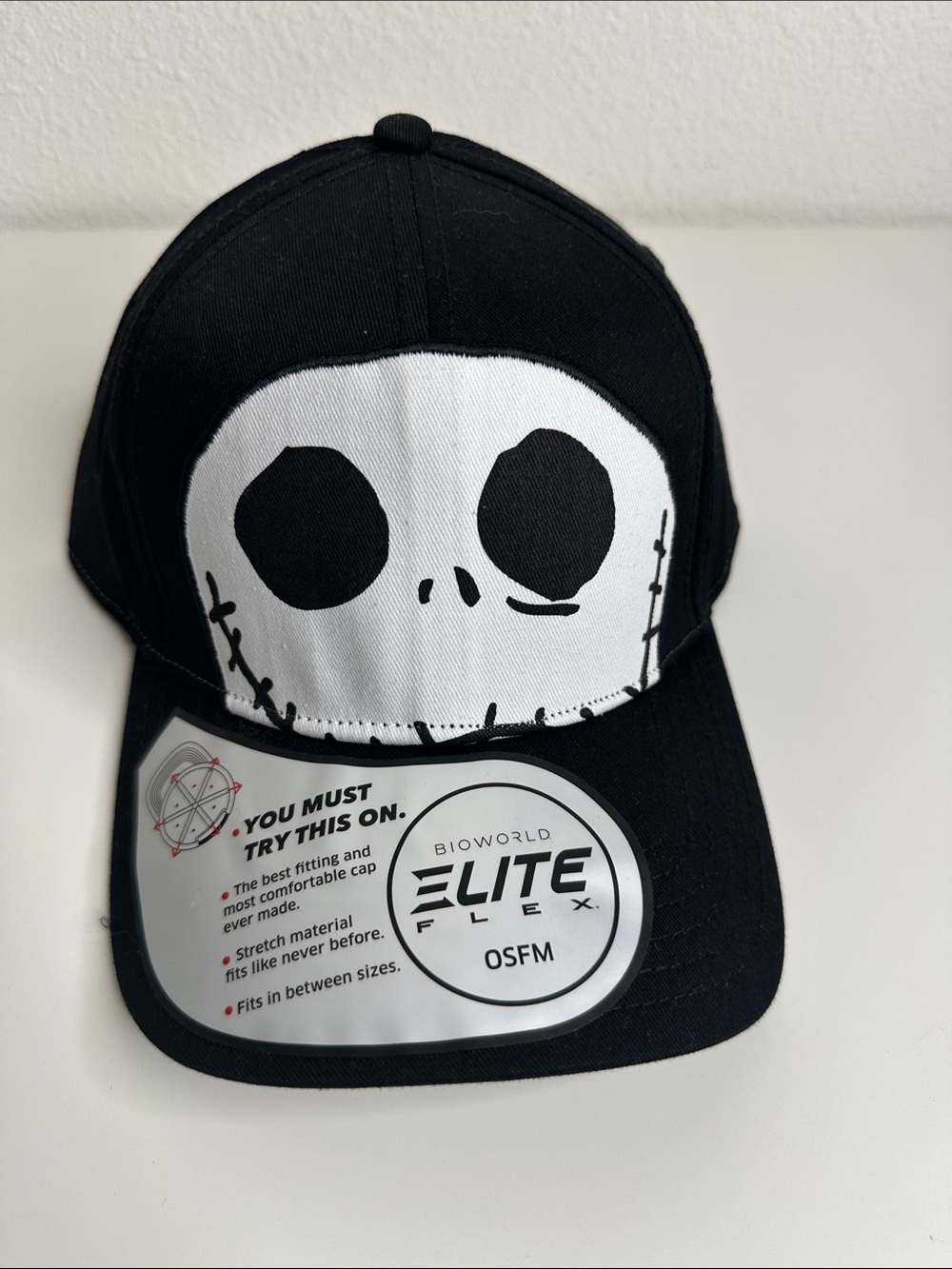 Bioworld Black and White Kids Flex Cap with Skull Graphic
